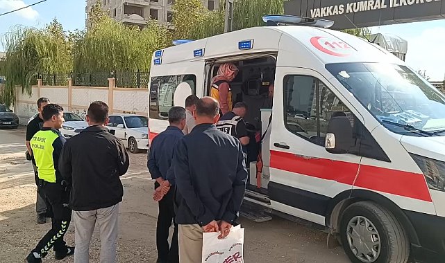 Motosikletin çarptığı öğrenci ile sürücü yaralandı