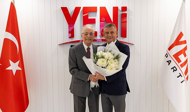 Murat Karayalçın, Yeni Parti'ye üye oldu