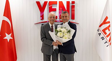 Murat Karayalçın, Yeni Parti'ye üye oldu