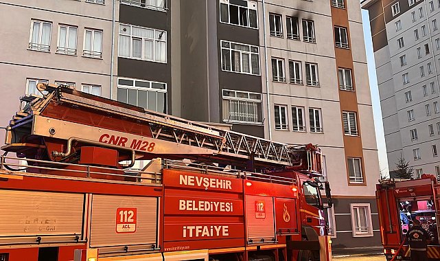 Nevşehir'de 4'üncü katta yangın: 6 kişi dumandan etkilendi