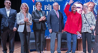 Nobel ödüllü Prof. Dr. Aziz Sancar'a, BAU'lu öğrencilerden yoğun ilgi