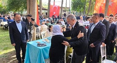Nusaybin'de terör örgütü PYDYPG'nin roketli saldırısında şehit olan 12 kişi anıldı