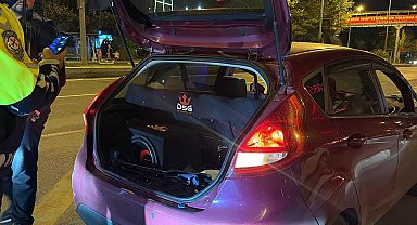 Otomobilinde yüksek ses sistemi bulunan sürücüye 24 bin lira ceza
