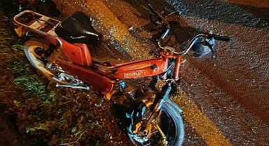 Otomobille çarpışan motosikletin sürücüsü öldü