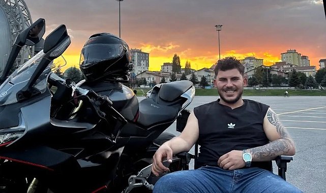 Otomobille çarpışan motosikletin yaralanan sürücüsü kurtarılamadı