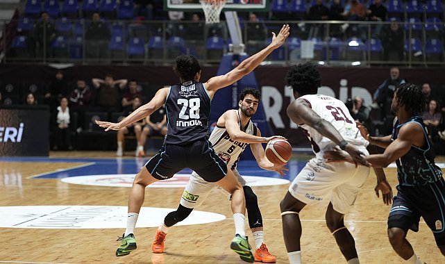 PizzaBulls Bordo Bandırma- Türk Telekom: 79-66