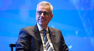 Sağlık Bakanı Memişoğlu 12'nci Türk Tıp Dünyası Kurultayı'nda gençlerle buluştu