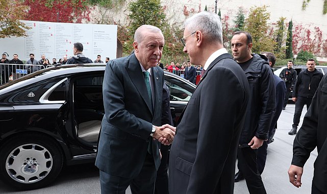 Sağlık Bakanı Memişoğlu, TÜSEB Teşvik Ödülleri Töreni'ne katıldı
