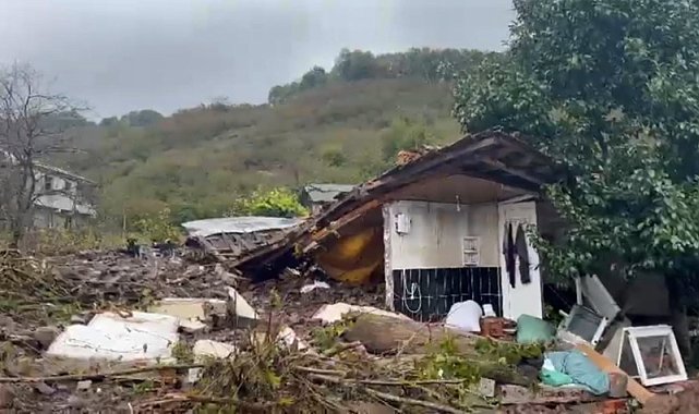 Sakarya'da sağanak; dereler taştı, evleri su bastı