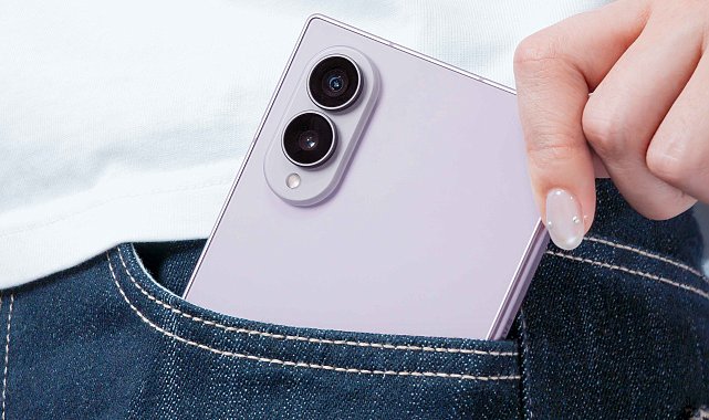 Samsung, katlanabilir telefonlarda dayanıklılığı 100'den fazla testle doğruladığını duyurdu