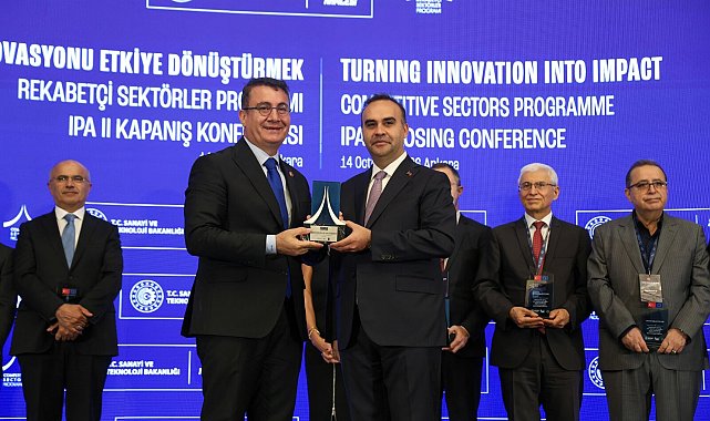 Sanayi ve Teknoloji Bakanlığı'ndan Teknopark İzmir ve İYTEye 'Üstün Proje Ödülü'