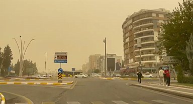 Şanlıurfa'da toz taşınımı etkili oldu