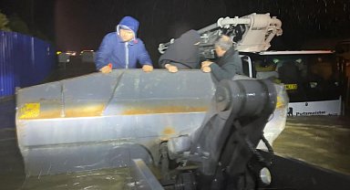 Sarıyer Ayazağa'da iş yerlerinde mahsur kalanlar tek tek kurtarıldı