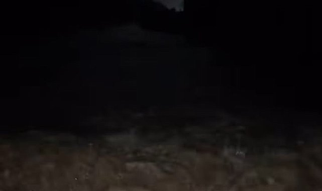 Sarıyer'de stüdyoda mahsur kalan Murat Boz, botla kurtarıldı