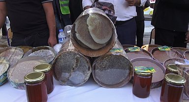 Sason'da festivalde 1 kilo bal 400 bin liraya satıldı