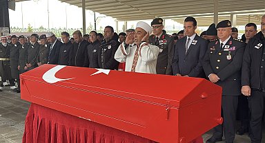 Sivas'ın son Kore gazisi toprağa verildi