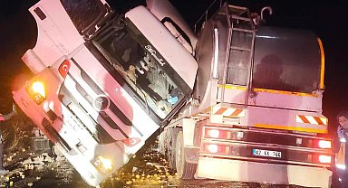 Tanker ile TIR çarpıştı: 1 ölü, 1 yaralı