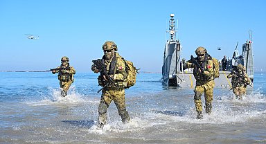 TCG Anadolu, Arnavutluk'ta 'Neptune Strike 2026' tatbikatına katıldı