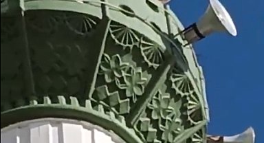 Tilki minareye çıktı