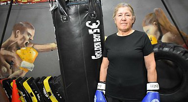 Torununa özenip başladığı kick boksta 'Dünya Kupası'na hazırlanıyor