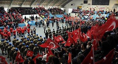 Trakya'da Cumhuriyet Bayramı kutlamaları hava muhalefeti nedeniyle salonlarda yapıldı