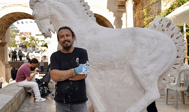 Truva Atı'ndan ilham aldı, Likya Atı için kollarını sıvadı