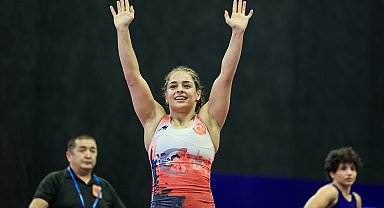 Tuba Demir, Dünya Güreş Şampiyonası'nda bronz madalya maçına çıkacak