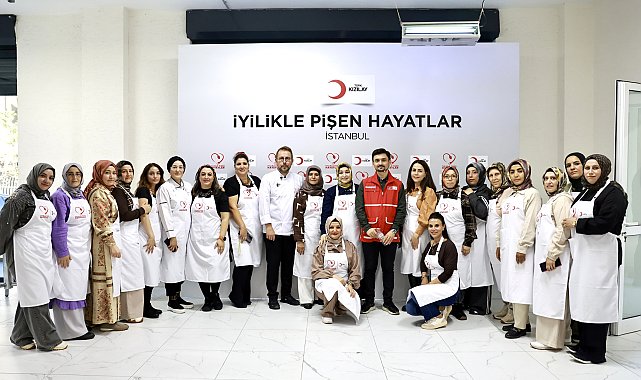 Türk Kızılay Diyarbakırlı kadınları ünlü şeflerle buluşturdu