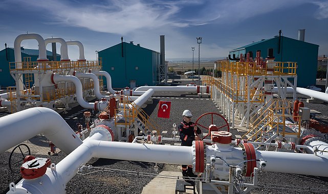 Türkiye'nin doğal gaz iletim ve dağıtım ağı 257 bin kilometreyi aştı