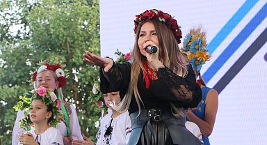 Ukraynalıların gösterileri Adana Gençlik ve Kültür Şenliği'ne renk kattı