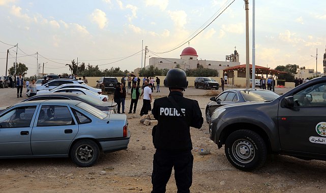 Ürdün'de kilisedeki cenaze törenine silahlı saldırı: 7 ölü, 34 yaralı
