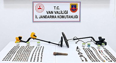 Van'da, Roma dönemine ait 529 sikke ele geçirildi