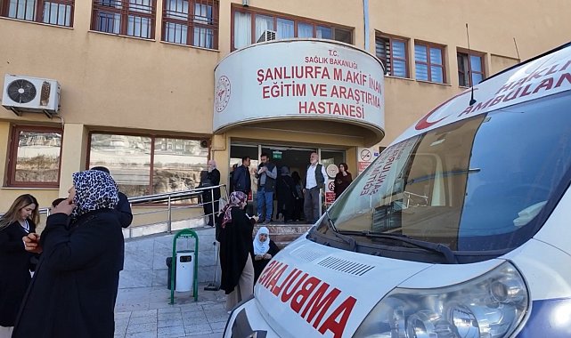 Yaprak sarması yiyen 12 öğrenci, zehirlenme şüphesiyle hastaneye kaldırıldı
