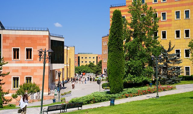 Yeditepe Üniversitesi'nden 12 akademisyen 'Dünyanın En Etkili Bilim İnsanları' listesinde