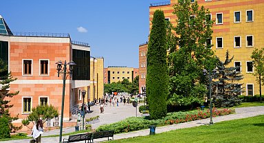 Yeditepe Üniversitesi'nden 12 akademisyen 'Dünyanın En Etkili Bilim İnsanları' listesinde