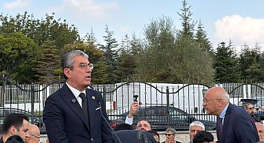 Yeni Parti'den AYM önünde 'erişim engeli düzenlemesi' açıklaması