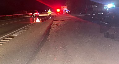 Yolun karşısına geçmek isteyen yayaya TIR çarptı: 1 ölü