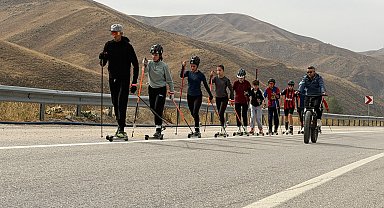 Yüksekova'da sporcular, yarışmalara kara yolunda hazırlanıyor