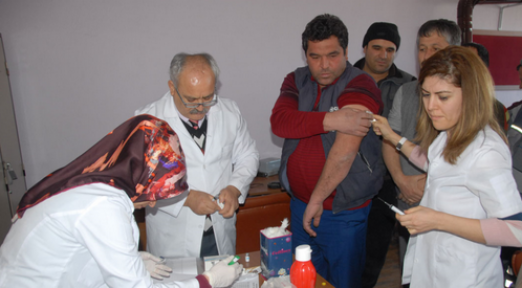Karaman Belediyesi, Sağlık Polikliniğinde binlerce kişiye hizmet verdi
