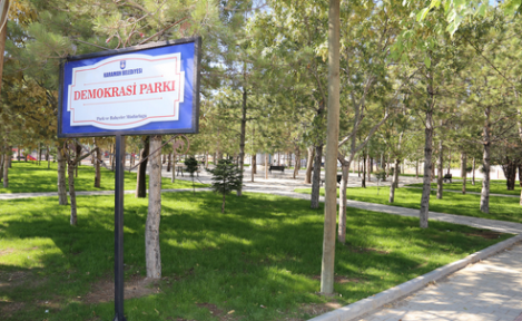 Karaman' da tüm parklar elden geçiriliyor