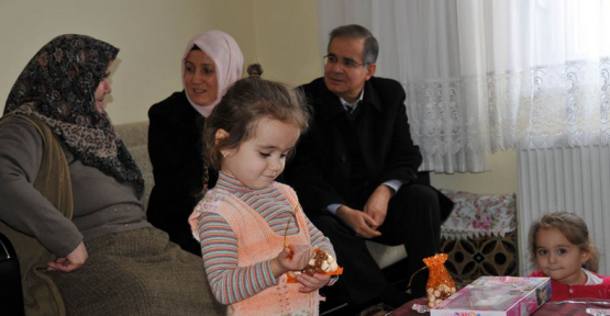 Karaman Valisi Tapsız, Şehit Nihat Akman’ın Ailesine Konuk Oldu