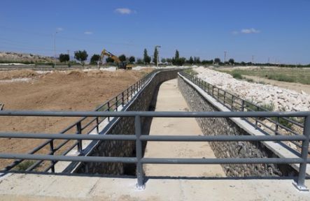 Karaman'da taşkın suyu önleme projesi devam ediyor