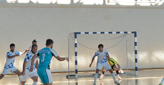 KMÜ Futsal Takımı şampiyonluğu ilan etti