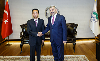 Büyükelçi, Çinli iş adamı heyeti ile Mustafa Çelik’i ziyaret etti