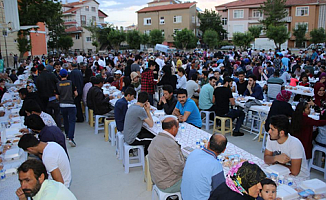 Karaman'da iftar yemeğinin son durağı Alacasuluk Mahallesi