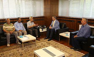 Büyükşehir Belediye Başkanı Mustafa Çelik’i ziyaret etti